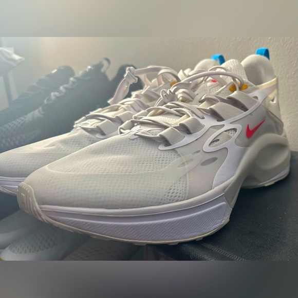 Nwt - Nike Signal D/MS/X 'Summit White AT5303-100 Size 13 Mens - Picture 1 of 11